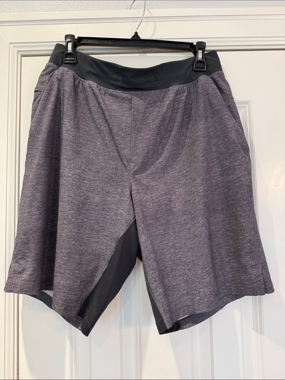 lululemon athletica Men's Heathered Gray Athletic Shorts with Black Waistband